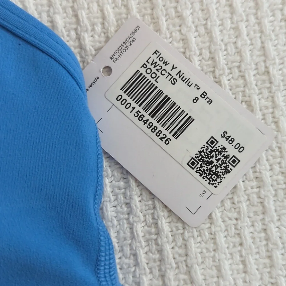 Lululemon Flow Y Bra Nulu Light Support, A–C Cups - Pool Party Size 8 - Picture 7 of 11